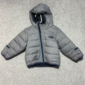 The North Face Reversible Infant Jacket Gray & Camo Size 6-12M Hooded Insulated